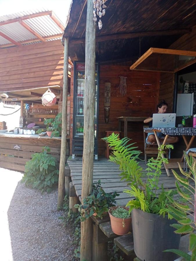 Posada Hostel La Piedra Mistica ลาเปเดรรา ภายนอก รูปภาพ